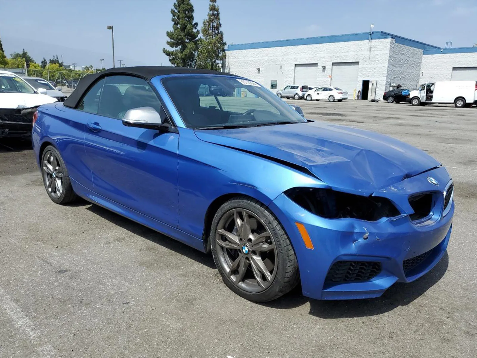 BMW M235i Cabrio F23 przed naprawą